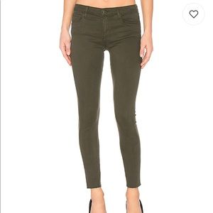 Joe’s Jeans Icon Skinny Jean